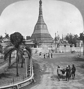 Pagode Sule depuis Pagoda Street, Rangoon, Birmanie, 1908 - Stereo Travel Co