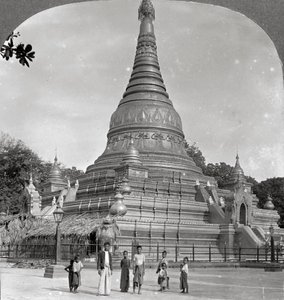 La pagode Aindow Yak, Mandalay, Birmanie - Stereo Travel Co