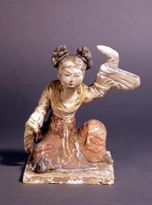 Statuette représentant une femme en costume traditionnel de la dynastie Tang (ou T