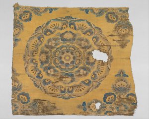 Textile avec médaillon floral - Tang Dynasty Chinese School