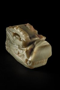 La tête de dragon en jade Junkunc - Tang Dynasty Chinese School
