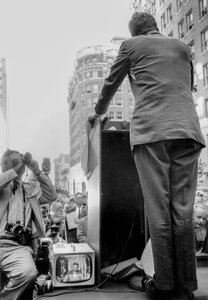 John F Kennedy prononçant un discours de campagne à Seattle, WA - Ted Spiegel