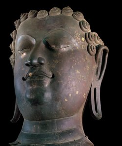 Tête géante de Bouddha, style Lanna - Thai School