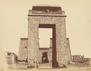 Portail du Temple de Khonsu, Karnak