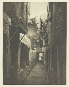 Close No. 101 High Street - Thomas Annan