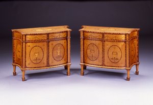 Paire de commodes George III