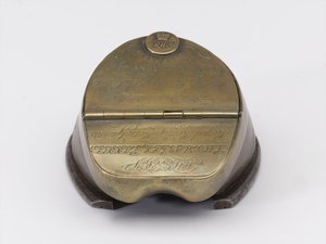 Encrier en sabot de cheval appartenant au Capitaine William Tyrwhitt Drake, Royal Horse Guards, vers 1829