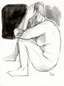 Une femme plongée dans ses pensées