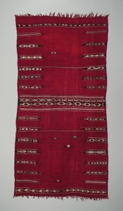 Manteau cérémonial féminin (baqnouq)