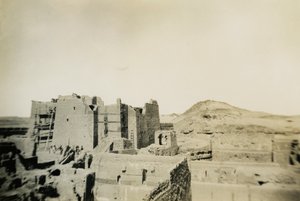 Monastère de St Siméon pendant sa restauration, Assouan, Egypte, photographie d
