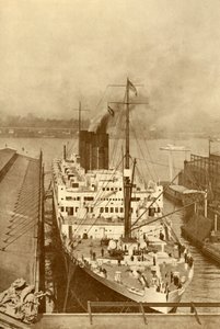Un célèbre paquebot français, Le Paris 34 569 tonnes, vers 1930 - Unbekannt