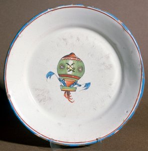 Assiette en faïence française avec aéronautes portant des drapeaux, 1785