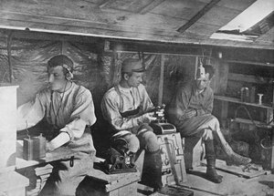 Un poteau téléphonique français, 1915 - Unbekannt