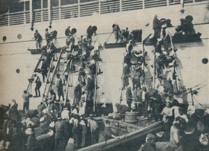 Une méthode nouvelle de ravitaillement en charbon au port de Yokohama, 1936