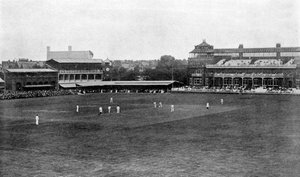 Un match de cricket en cours au terrain de cricket de Lords, Londres, 1912 - Unbekannt