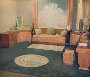Une petite chambre, aménagée par Heal & Son Ltd., de Londres, 1935