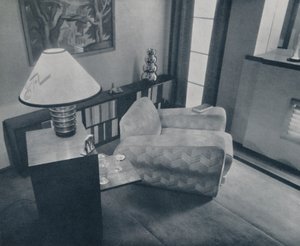 Une petite pièce conçue et meublée par Michael Dawn, Bedford, Angleterre, 1935