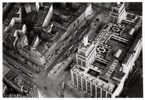 Vue aérienne de Hermannplatz, Berlin Neukoelln, Allemagne, depuis un Zeppelin, vers 1931-1933 - Unbekannt
