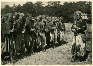 Tirailleurs algériens connus sous le nom de Turcos, Première Guerre mondiale, 1915, vers 1920 - Unbekannt
