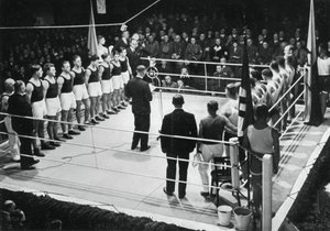 Compétition de boxe amateur entre l