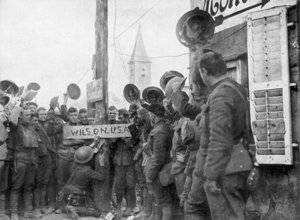 Soldats américains dans le village de Nonsard, nord-est de Saint-Mihiel, 1926