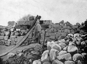 Un soldat algérien en sentinelle, Artois, France, 1915 - Unbekannt