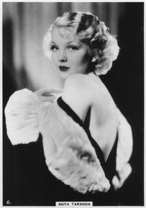 Anya Taranda, mannequin, showgirl et actrice américaine, vers 1938