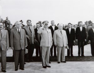 Arrivée de la délégation soviétique à Belgrade, Yougoslavie, 26 mai 1955 - Unbekannt