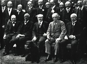 Au numéro 10, Downing Street, vers 1922, 1945 - Unbekannt