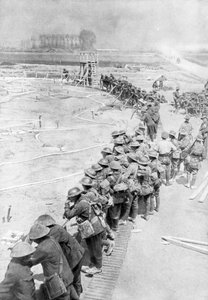 Troupes australiennes la veille de la bataille de Messines, Belgique, 6 juin 1917 - Unbekannt