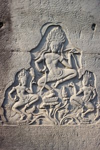 Danseurs célestes du Bayon sculptés dans un pilier, Siem Reap, Cambodge - Unbekannt