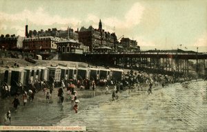 Plage montrant la jetée et le Métropole, Brighton, fin 19e-début 20e siècle - Unbekannt