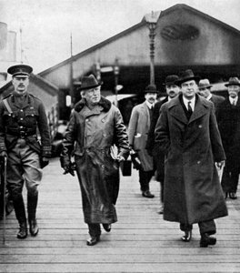 Le Premier ministre britannique Herbert Asquith visitant l
