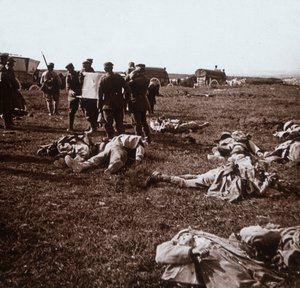 Enterrement des corps, Sainte-Marie-à-Py, nord de la France, vers 1914-1918 - Unbekannt