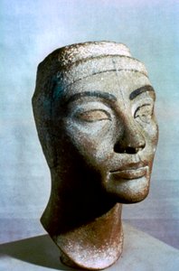Buste de Néfertiti, Égypte, 1375 av. J.-C.
