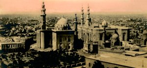Le Caire : Vue générale et mosquée Sultan Hassan, vers 1918-1939