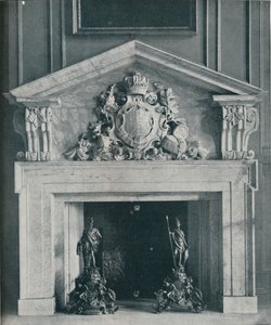 Cheminée en marbre sculpté par William Kent 1685-1748. Dans la salle à manger publique à Hampton Court - Unbekannt