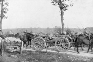 Cavalerie et artillerie de la 10ème armée française, Villers-Cotterêts, Aisne, France - Unbekannt