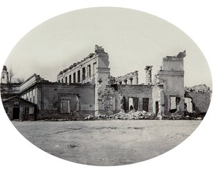 Bâtiment endommagé à Sébastopol après la guerre de Crimée, années 1850