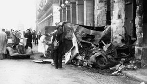 Véhicule détruit, Rue de Castiglione, libération de Paris, août 1944