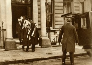 Le cercueil du comte Haig transporté depuis la maison où il est mort, Londres, 29 janvier 1928 - Unbekannt