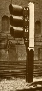 Lampes électriques de signalisation, avec abat-jour pour usage diurne, à la station Baker Street, Metropolitan Railway, 193 - Unbekannt