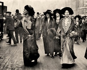 Emmeline Pethick Lawrence et Christabel Pankhurst, c.1908 (photo) - Unbekannt