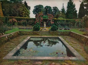 Jardin clos et bassin de nénuphars à Gatton Park, Surrey, 1914 - Unbekannt