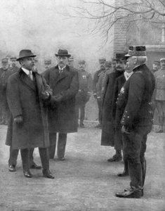 Le président français Raymond Poincaré rencontrant le général Joseph Joffre, 1914 - Unbekannt