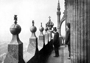 Galerie au-dessus du cadran, Big Ben, Palais de Westminster, Londres, vers 1905 - Unbekannt