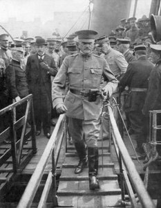 Le général John Joseph Black Jack Pershing arrivant à Boulogne, juin 1917, 1926 - Unbekannt