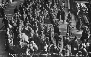 Prisonniers militaires allemands, y compris les gardes prussiens à Southend-on-Sea, vers 1914-1915 - Unbekannt