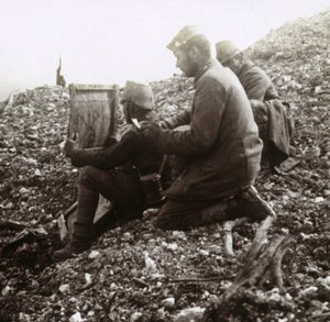 Signaleurs allemands devant la forteresse de Vaux, Verdun, nord de la France, c1914-c1918 - Unbekannt
