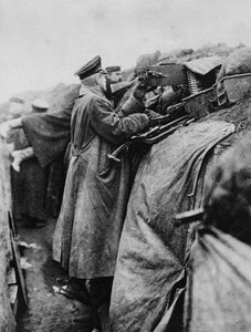 Soldats allemands dans une tranchée, Première Guerre mondiale, 1915 - Unbekannt
